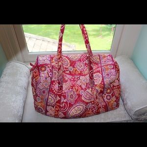 Vera Bradley large duffle